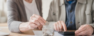 250212- GUVERNUL ACORDĂ AJUTOR DE 800 DE LEI PENTRU PENSIONARI