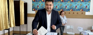 250504- MIHĂIȚĂ BEȘTEA A VOTAT UNITATEA PENTRU DEZVOLTAREA ROMÂNIEI ȘI A OLTENIȚEI